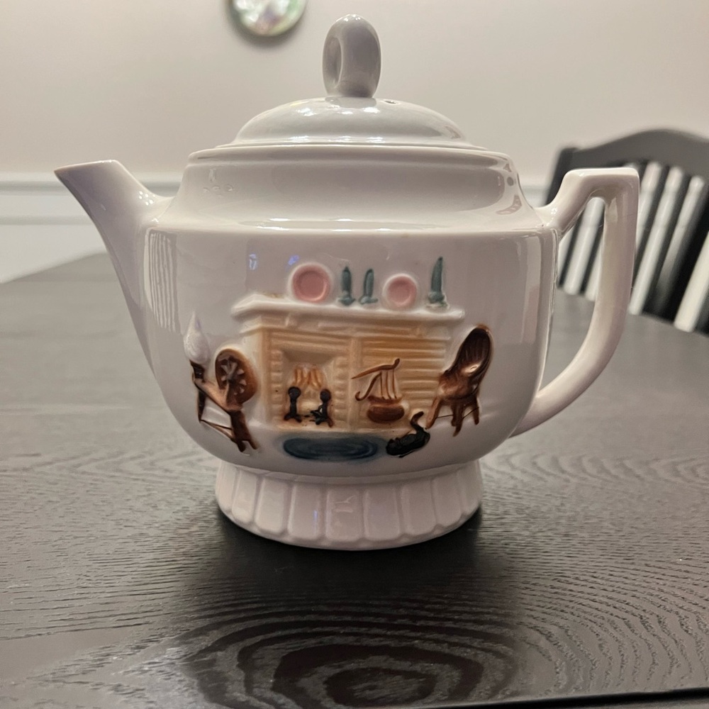 Vintage 1930’s Porcelier Hearth Teapot Raised Hearth Artwork